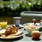 Hotel Kyriad Honfleur - Saint Sauveur 3*