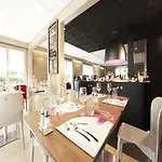 Kyriad Honfleur - Saint Sauveur Hotel