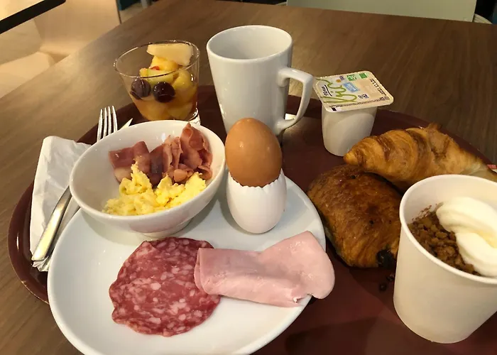 Hotel Kyriad Honfleur - Saint Sauveur La Riviere-Saint-Sauveur