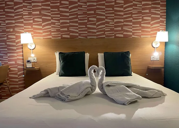 Kyriad Honfleur - Saint Sauveur