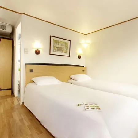 Kyriad Honfleur - Saint Sauveur Отель