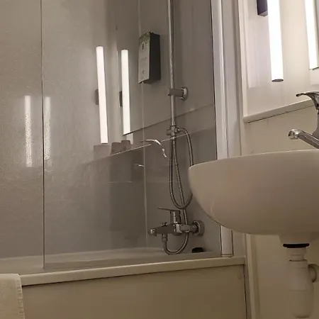 Hotel Kyriad Honfleur - Saint Sauveur La Rivière-Saint-Sauveur