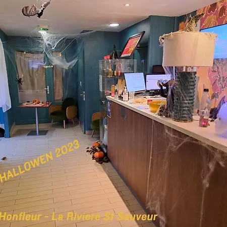 Hotel Campanile Honfleur 3*