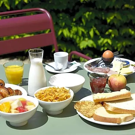 Hotel Kyriad Honfleur - Saint Sauveur 3*