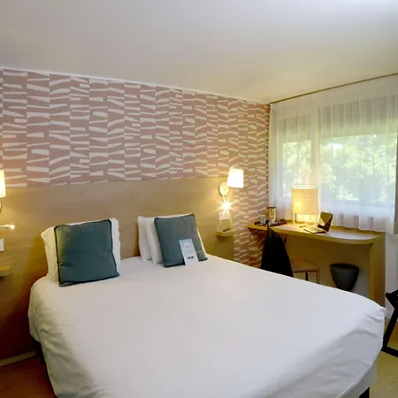 Hotel Campanile Honfleur 3*