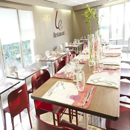 Hotel Kyriad Honfleur - Saint Sauveur 3*
