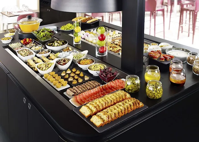 Hotel Kyriad Honfleur - Saint Sauveur 3*