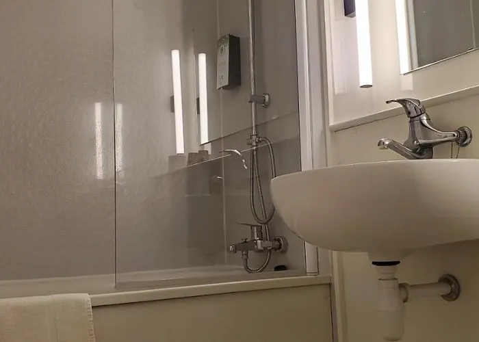 Hotel Kyriad Honfleur - Saint Sauveur La Rivière-Saint-Sauveur