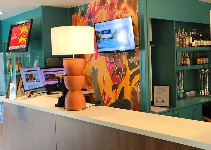 Hotel Kyriad Honfleur - Saint Sauveur 3*