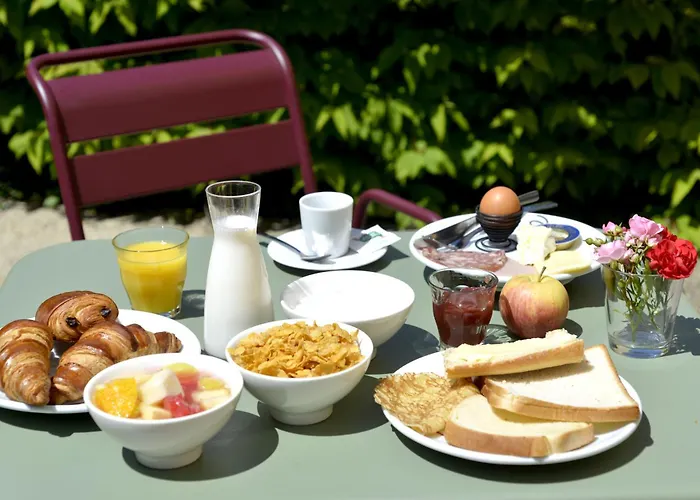 Hotel Kyriad Honfleur - Saint Sauveur La Rivière-Saint-Sauveur