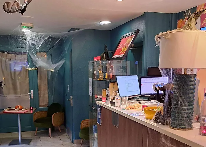 Kyriad Honfleur - Saint Sauveur Hotel